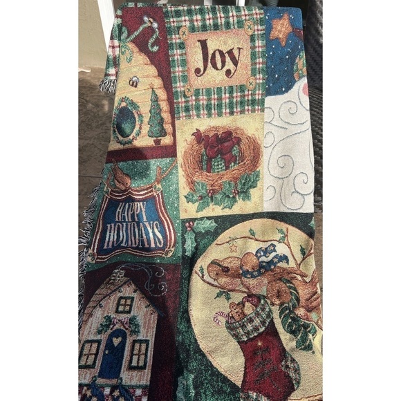 VICKY HOWARD HAPPY HOLIDAYS CHRISTMAS BLANKET / THROW - Picture 1 of 5
